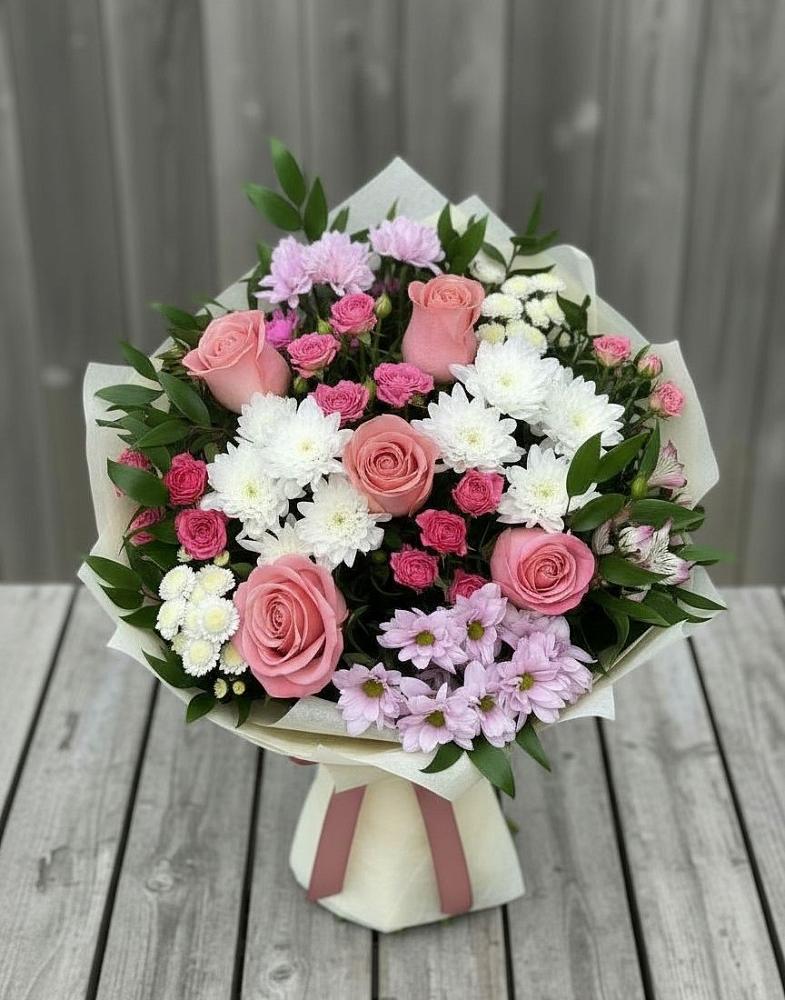 Букет цветов из: Альстромерии, Гвоздики, Розы и Хризантемы в Новощапово