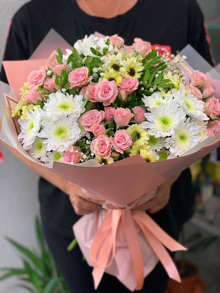 Букет цветов из: Розы и Хризантемы в Новощапово