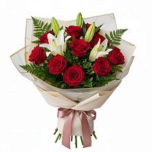 Букет цветов из:  Лилии и Розы в Новощапово