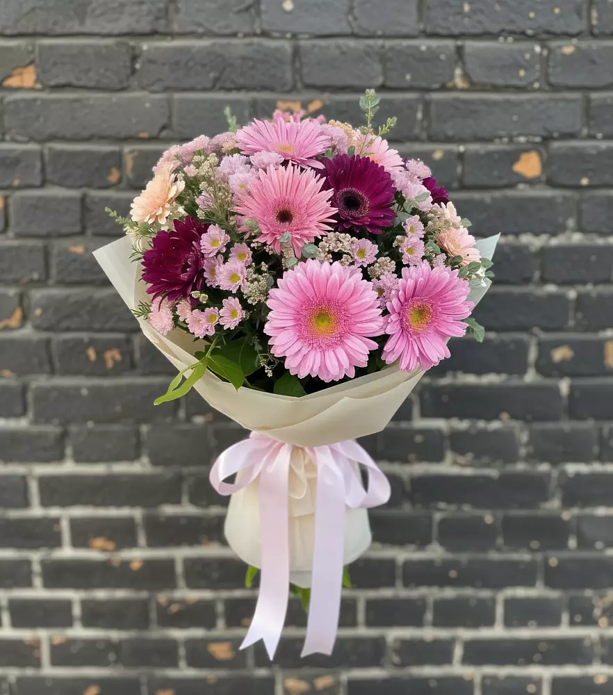 Букет цветов из: Герберы и Хризантемы в Новощапово