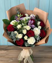 Букет цветов из:  Розы и Альстромерии в Новощапово