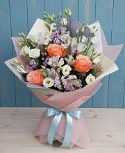Букет цветов из:  Лизиантусы, Розы, Альстромерии и Гипсофила #REPLACE_PRED# Новощапово