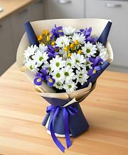 Букет цветов из:  Розы, Ирисы и Хризантемы в Новощапово