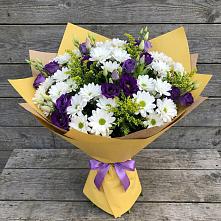 Букет цветов из:  Ирисы, Хризантемы и Ромашки в Новощапово